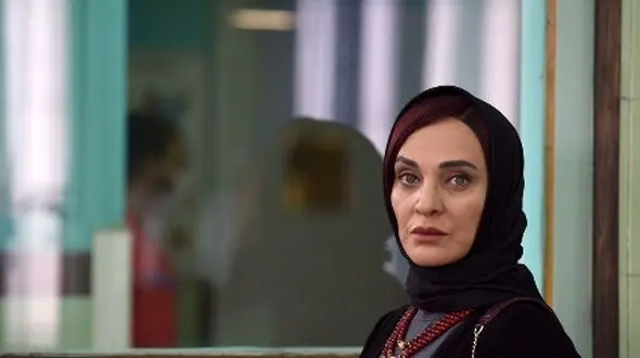 عکس | حضور رویا نونهالی و همسر هیکلی اش در ضیافت همایون شجریان همسر هنرمند سحر دولتشاهی