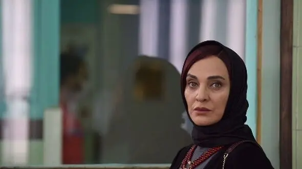 عکس | حضور رویا نونهالی و همسر هیکلی اش در ضیافت همایون شجریان همسر هنرمند سحر دولتشاهی