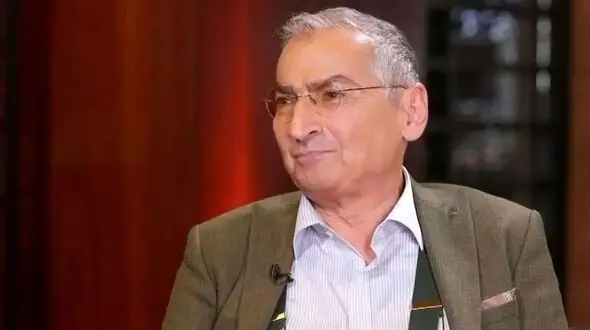 زیباکلام: جنگ باعث سقوط نظام جمهوری اسلامی نخواهد شد / دموکراسی محصول تغییرات تدریجی است، نه انقلاب