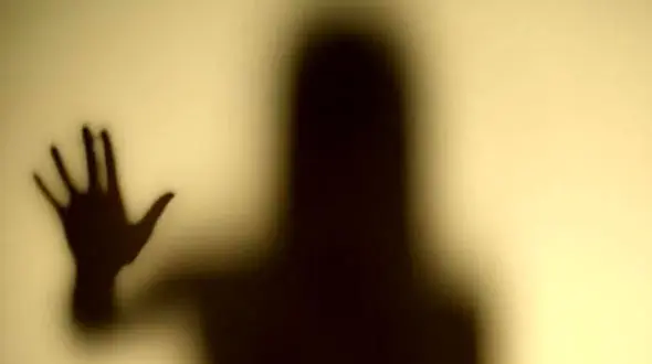 عکس های جشن تولد دختر یزدی دست به دست شد / آبرویش رفت