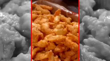 فیلم طرز تهیه مرغ سوخاری نواری خوشمزه