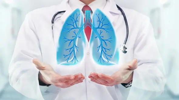 علائم ذات‌الریه ناشی از کرونا