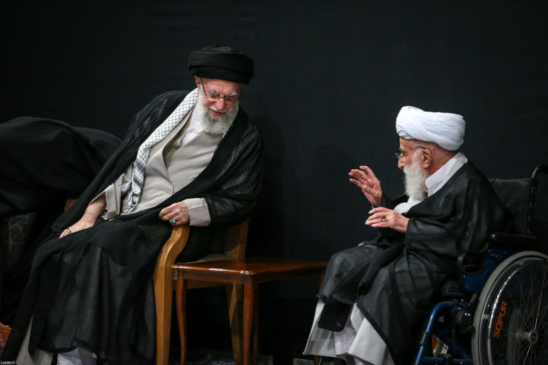 رهبر انقلاب حضرت آیت الله خامنه ای در مراسم بزرگداشت شهدای جنگ تحمیلی اخیر 7-5-1404