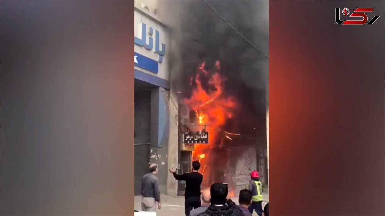 فیلم  آتش‌سوزی هولناک  یک مغازه در خیابان سلمان فارسی اهواز + جزییات