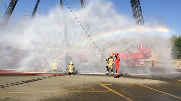 رونمایی از تجهیزات جدید آتش نشانی در  روز آتش نشان + تصاویر 