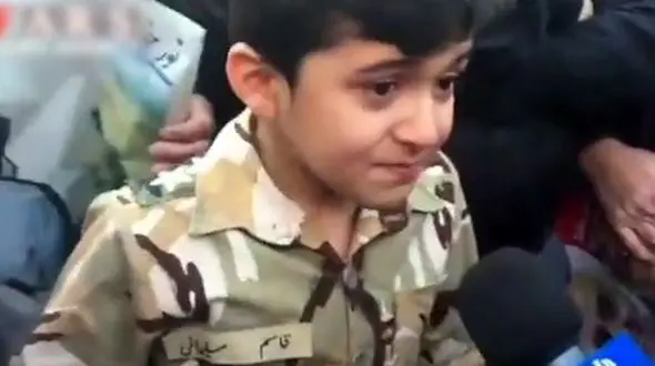 فیلم بغض کودک خوزستانی برای سردار قاسم سلیمانی 