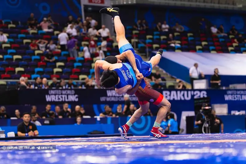 2508872