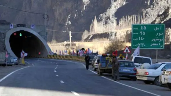 ترافیک سنگین در محور چالوس و مسیر جنوب به شمال محور فیروزکوه