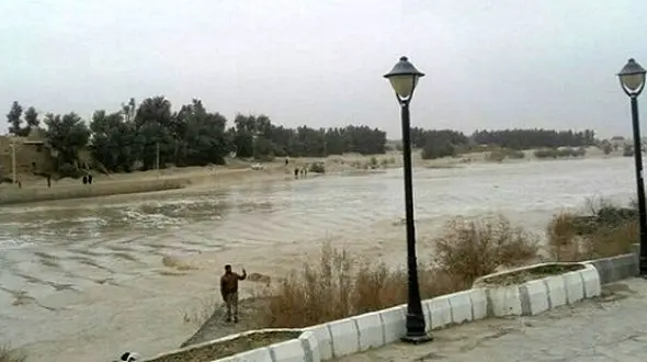 هشدار سیل برای سیستان و بلوچستان / سیلاب به هامون صابوری رسید +عکس وفیلم