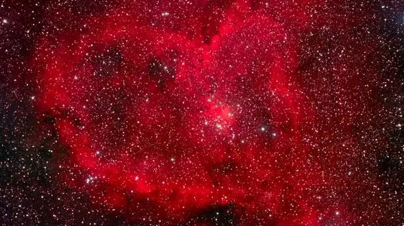 سفری جذاب از دنیای الماس های کیهانی به گل های افسانه ای کهکشانی / عکس