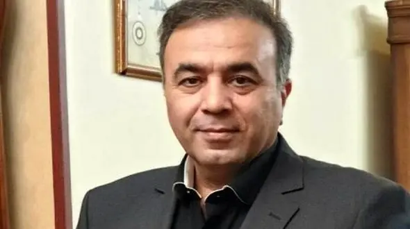 کاهش سهمیه سوخت وانت بار ها، مساوی است با افزایش قیمت کالاهای مصرفی مردم