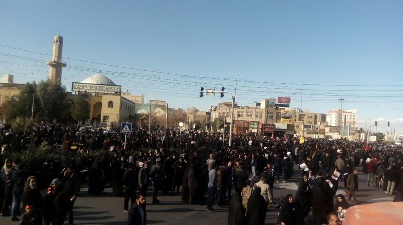 هم اکنون انتظار مردم قم برای حضور سردار شهید سلیمانی