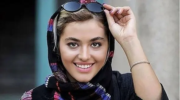 رفتار زشت دیگر از ریحانه پارسا ! 