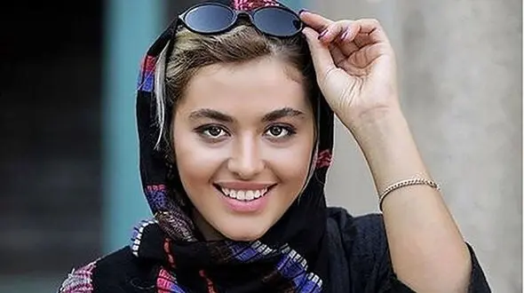 رفتار زشت دیگر از ریحانه پارسا ! 