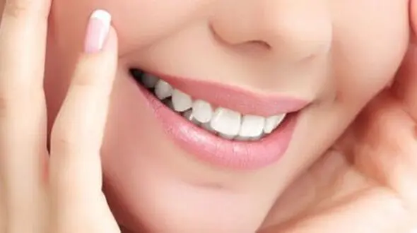 ساده ترین روش های خانگی برای سفید کردن دندان ها 