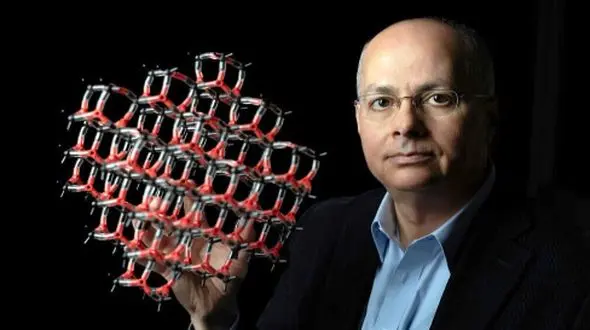 زندگی سخت برنده اردنی نوبل شیمی 2025 از زبان خودش / والدینم حتی نمی‌توانستند بخوانند یا بنویسند