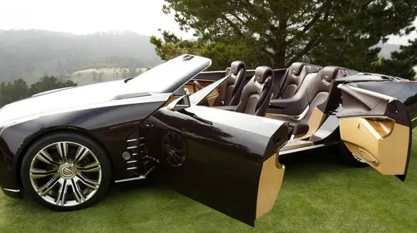 10 آپشن جذاب خودروهای لوکس