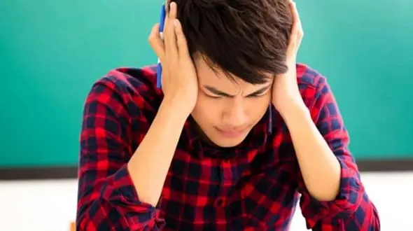 چطور با اصول تربیتی مناسب، اضطراب نوجوانان را کاهش دهیم؟