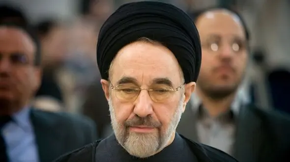 قاب‌های مادر و پسری  سید محمد خاتمی و مادرش/ شباهت باورنکردنی رییس‌جمهور سابق به مادرش