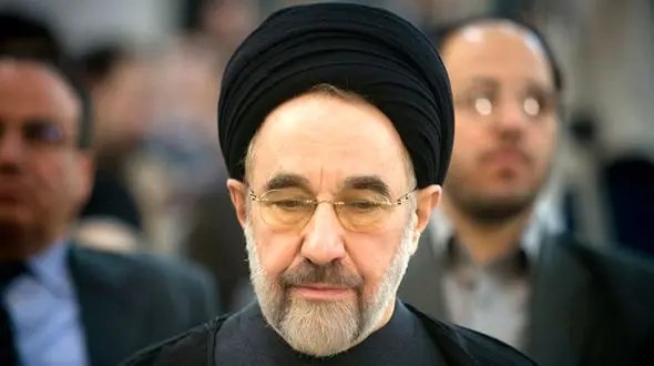 قاب‌های مادر و پسری  سید محمد خاتمی و مادرش/ شباهت باورنکردنی رییس‌جمهور سابق به مادرش