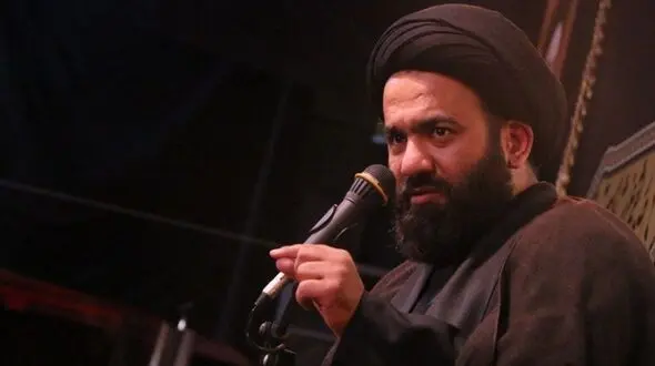 مخالفان روحانی خلع لباس شده چه اعتقادی درباره او دارند! / شهرت دردسرساز!