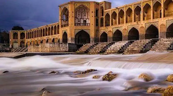 از زیبایی های جنگل حرا تا جاذبه های دیدنی اصفهان