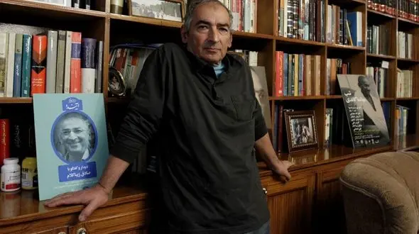 زیباکلام: روحانی اصولگراست اصلاح طلب نیست !