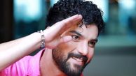 نگاهی به امضای شخصی سینا مهراد، بازیگر سریال «از یاد رفته» در حمایت از کودکان سرطانی/ زیبا و هنرمندانه