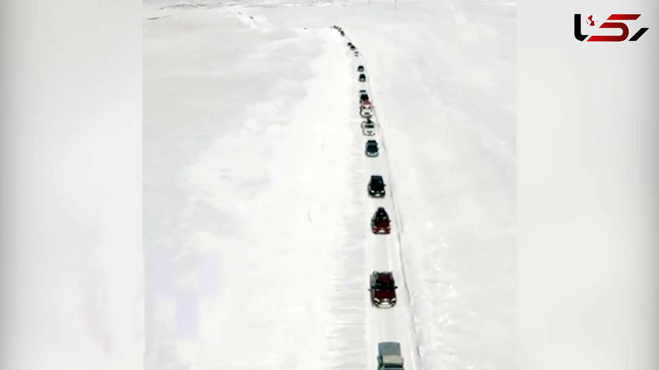 گیر افتادن گردشگران روسی در برف سنگین + فیلم