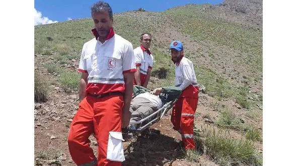 نجات جان ۲ جوان کوهنورد در ارتفاعات دنا