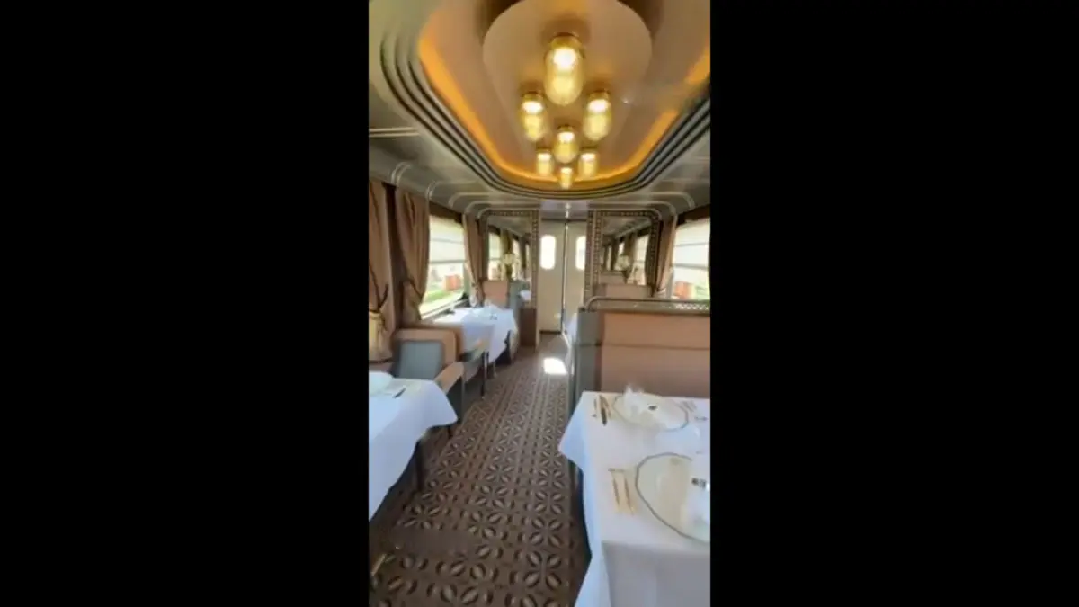 اولین قطار مجلل خاورمیانه در عربستان رونمایی شد؛ نگاهی به جزئیات!