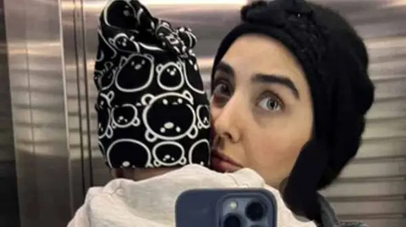 راهکار جالب و زیبای عروس چشم رنگی فاطمه گودرزی برای خوابوندن دایار، پسر کوچولوی نازش/ مامان نگو جواهر بگو+ویدیو