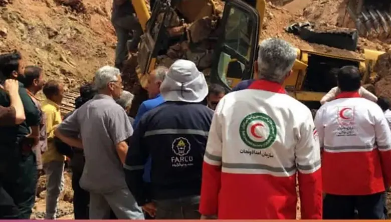 هفتاد و دو ساعت، دو ریزش معدن در ایران، دو مرگ / قادری پور: تکنولوژی استخراج در ایران همچنان بر پایه مدل‌های ۵۰ سال پیش روسیه است/ حذف مشاوران ایمنی بین سال‌های ۹۱ تا ۹۳ ضربه جدی به ساختار ایمنی معادن وارد کرد