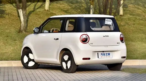 قیمت چانگان لومین هاچبک چند؟