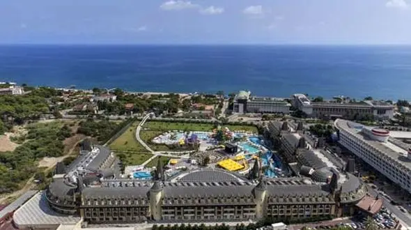 آمارا پرستیژ  لاکچری ترین هتل آنتالیا