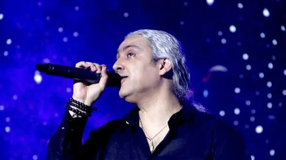 دانلود آهنگ عاشقانه جدید عکس یادگاری از  مازیار فلاحی /دلِ دیوونم از تو تنها نشونم از تو...