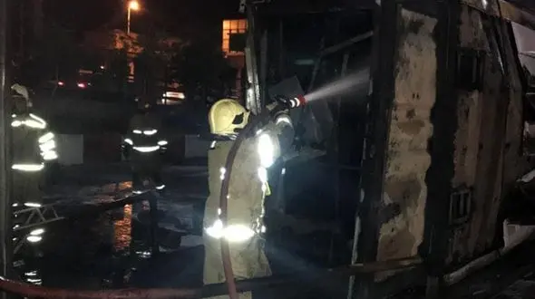 4 عکس از نمای نزدیک انفجار پمپ بنزین پیروزی تهران