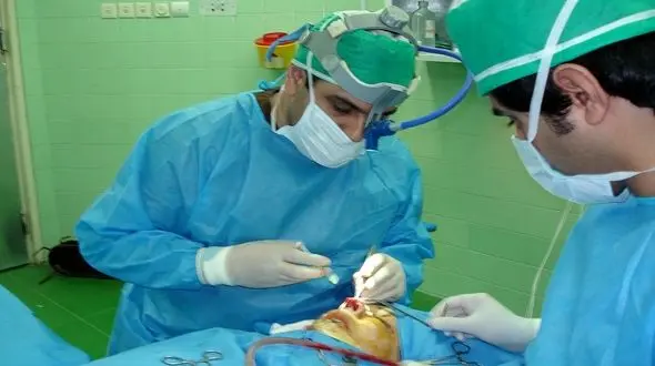 خطر مرگ ایرانیان زیبا به خاطر کمبود پزشک متخصص در سال های آتی/ تدبیر نشود، در آینده با کمبود پزشک مواجه می شویم  