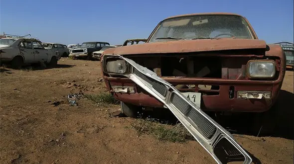 بیش از 10میلیون وسیله نقلیه در مرز فرسودگی/ تعطیلی 85 درصد مراکز اسقاط