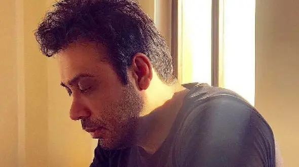 دانلود آهنگ باشکوه و غمگین محسن چاوشی به نام عزیزم کجایی / نگو دل بریدی خدایی نکرده