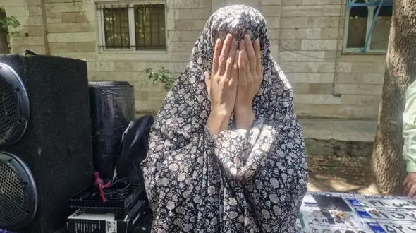 کلاهبرداری در پوشش نظافتچی/ سرقت کارت ملی و طلا در خانه‌های مردم!
