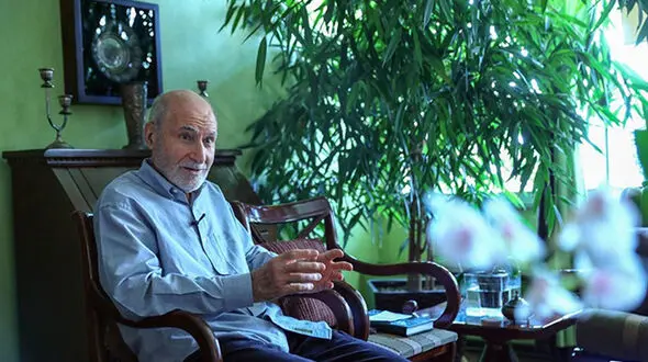 ماجرای روزی که یدالله سحابی در گوشه اتاق امام زار زار گریه کرد