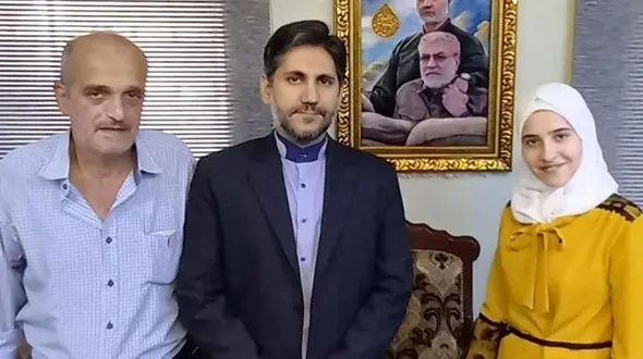 دختر ایرانی‌الاصل در کنکور تجربی سوریه رتبه یک را به دست آورد 