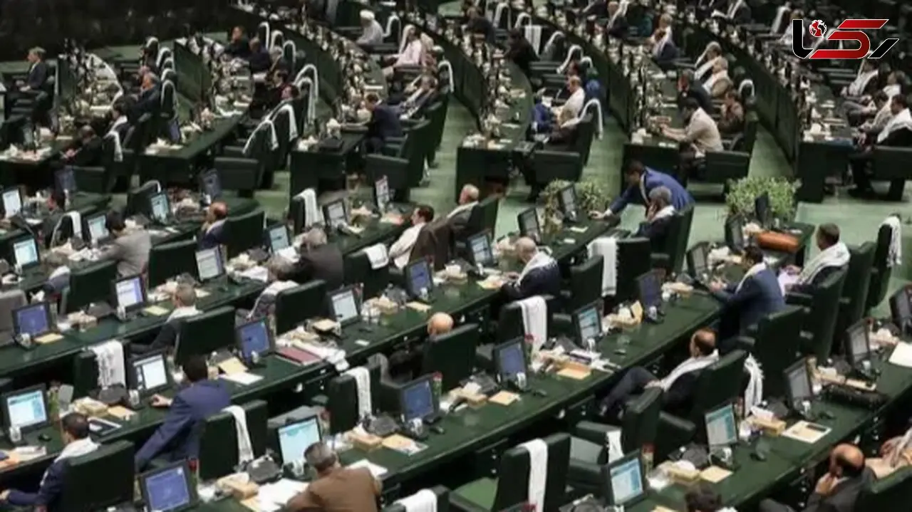 نماینده مجلس: قطع برق در هوای بالای ۵۰ درجه ظلم فاحش است