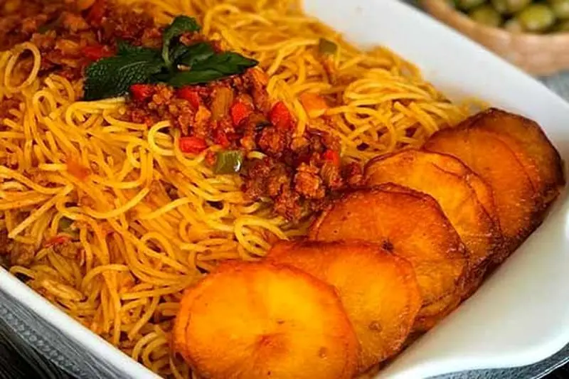 تزیین ماکارونی با سیب زمینی با بهترین رسپی برای ته دیگ خوشمزه خاص