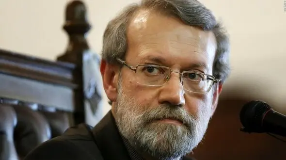 لاریجانی در گفت وگو با شبکه تلویزیونی سی ان ان: آمریکا با ادعای مبارزه با داعش لفاظی می کند.
