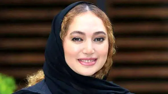 ژست های بی شرمانه خانم بازیگر صدا و سیما / صبا کمالی واقعا رد داد!