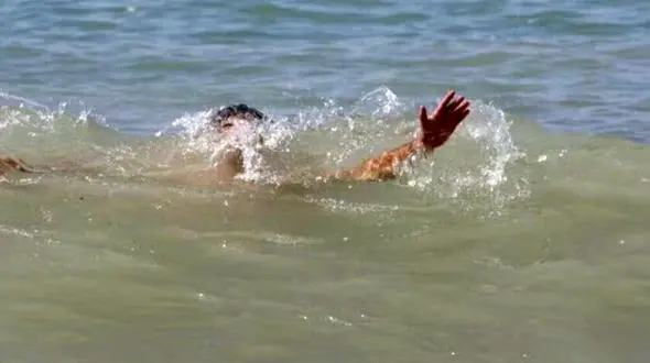 افسر پلیس فرشته نجات 2 پسر 8 و 10 ساله شد