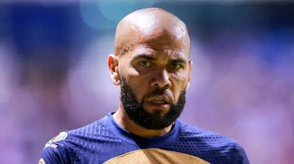  درخواست آزادی موقت برای آلوز به شرط استفاده از مچ‌ بند ضدفرار!