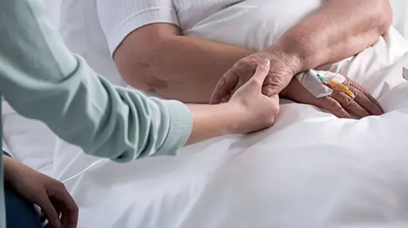 کلاهبرداری خانم بدنساز آمریکایی  به بهانه بیماری سرطان !